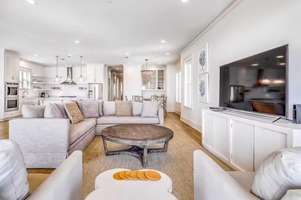 Main Floor Living Room