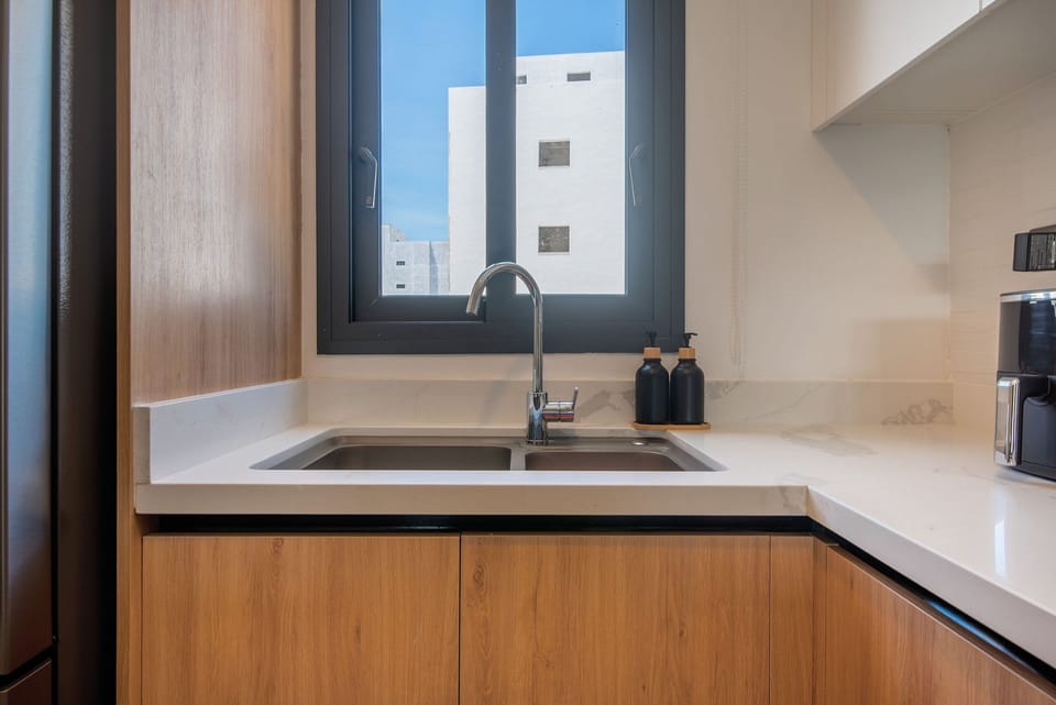 Kitchen or kitchenette