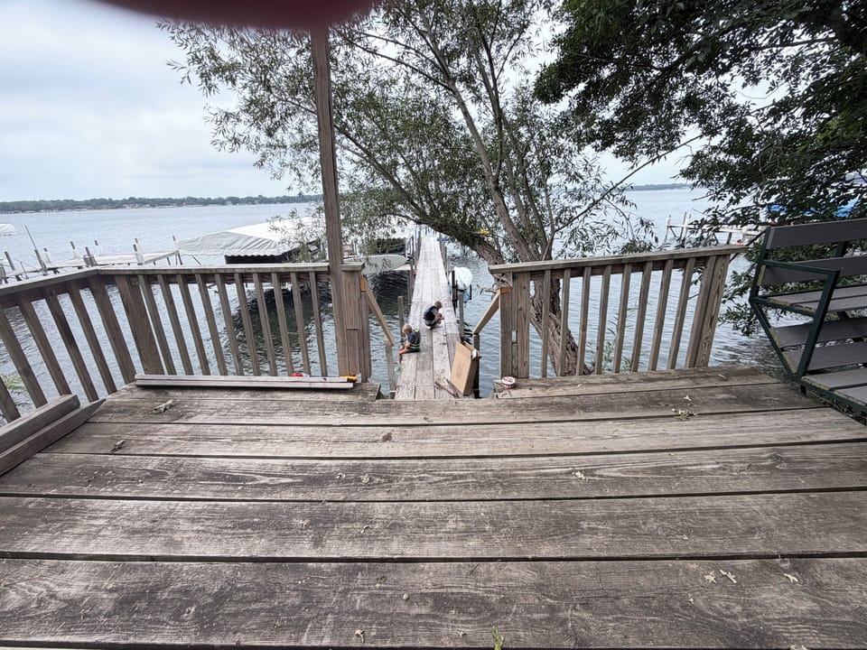 Six steps down to dock from lower deck