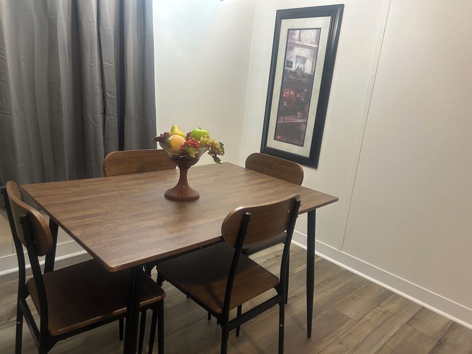 Kitchen table