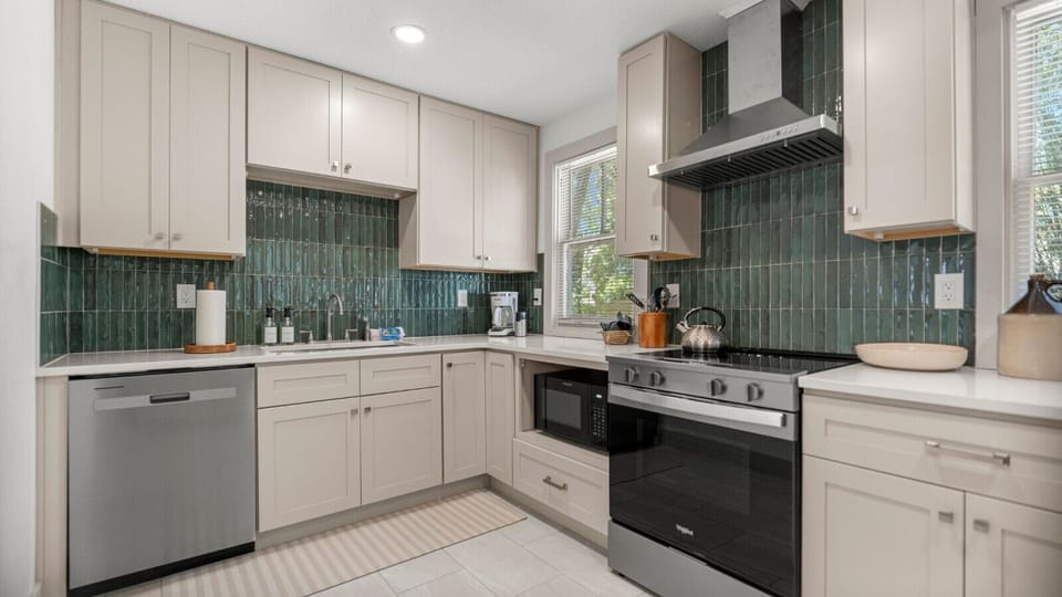 Beautifully renovated and ready for family meals.