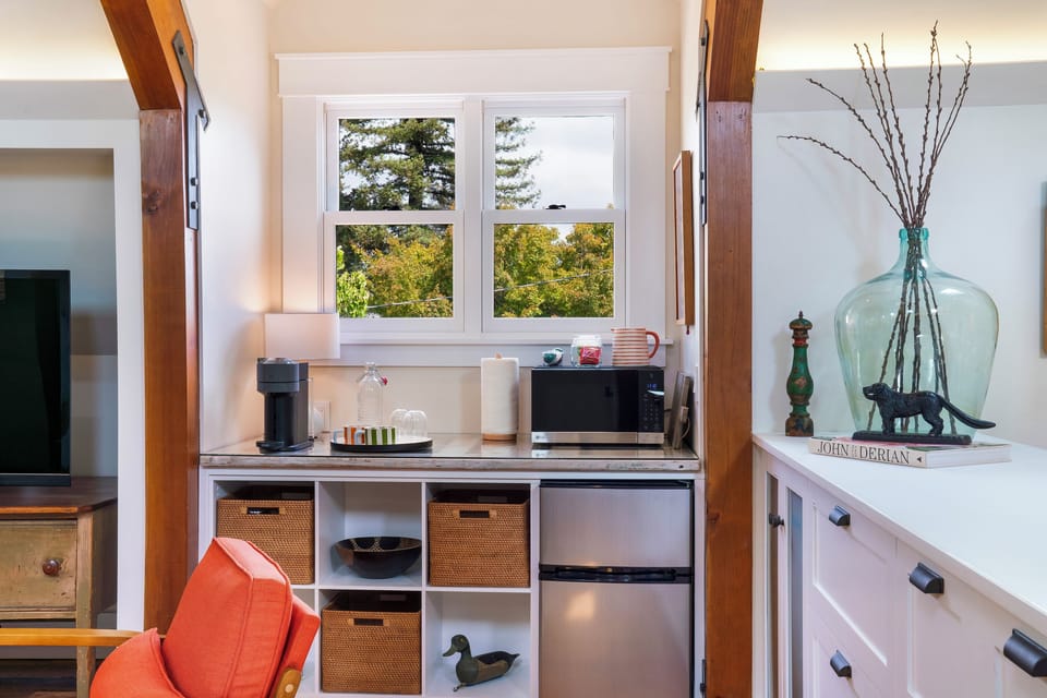 Kitchenette 