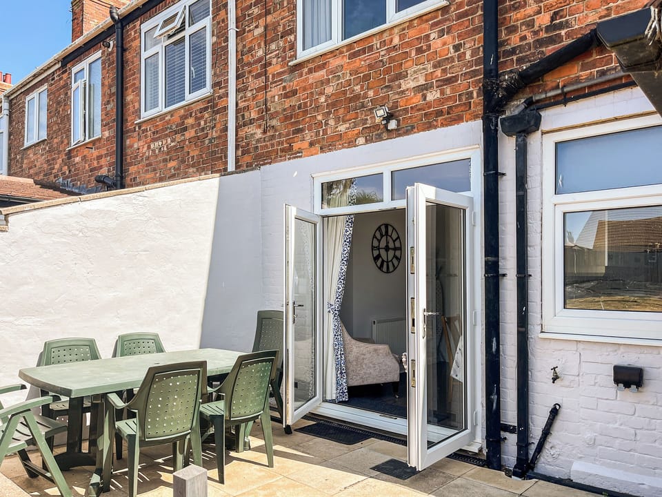 Exterior | Sunrise View, Hornsea