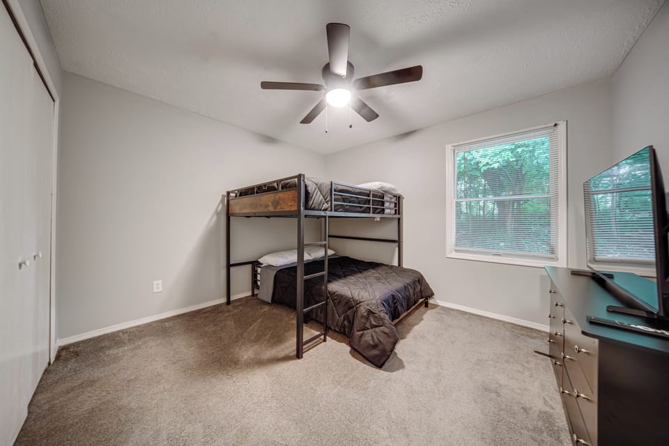Bedroom 1 | Main Level | Full Bunk Bed