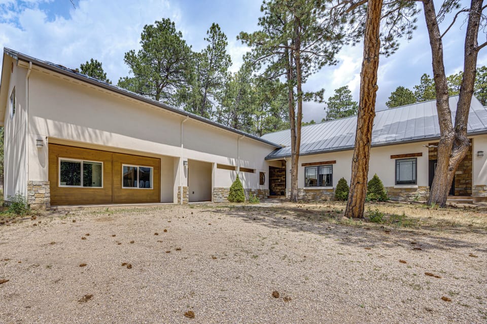 Exterior | 2-Story Home