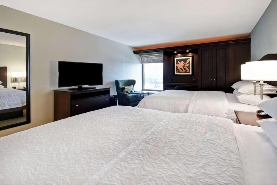 Bedroom. Interior and views may vary based on location and availability.