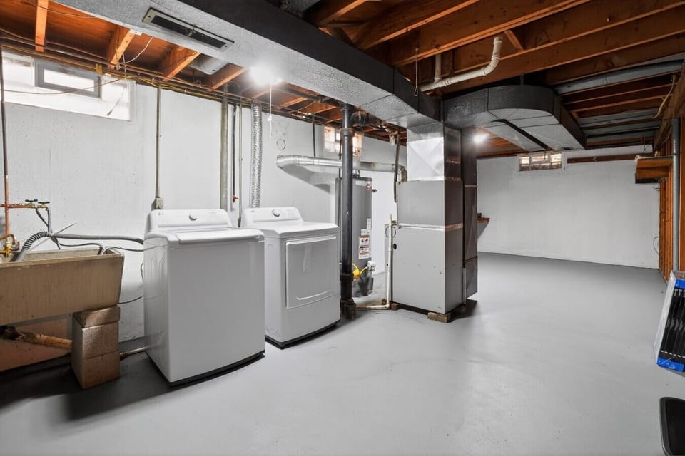Basement & Laundry