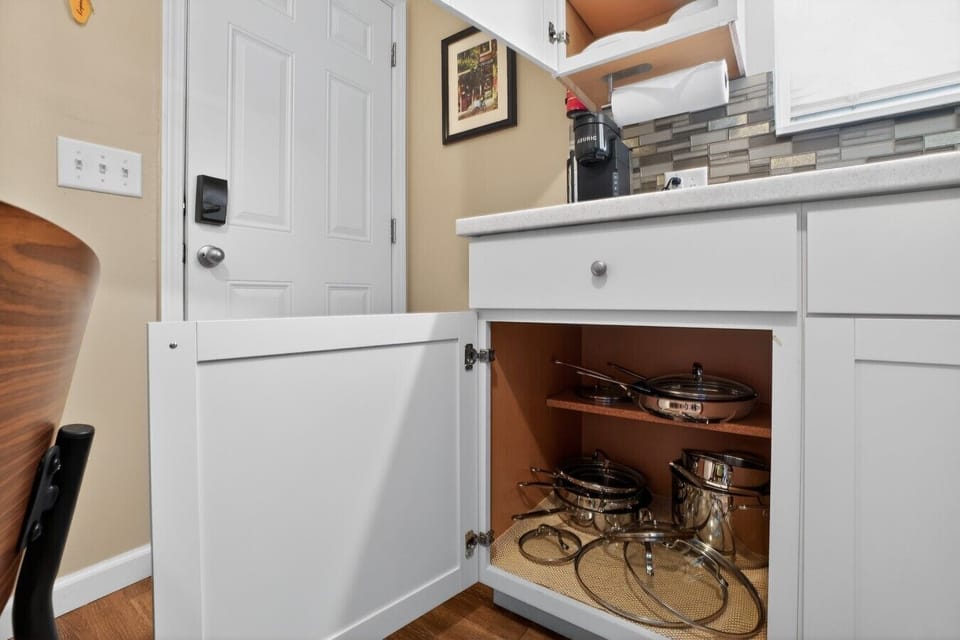 Pots & Pans