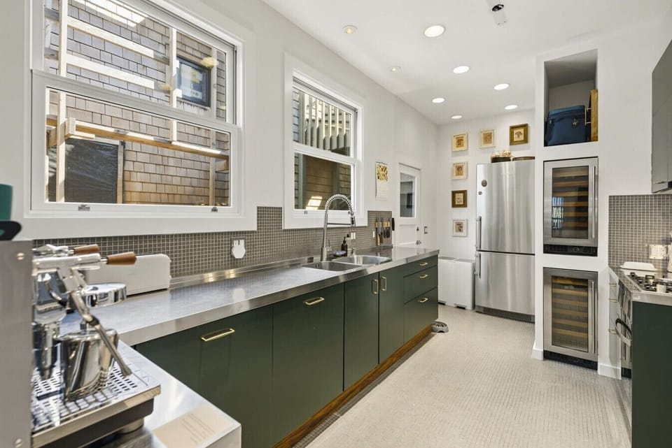 Kitchen 1