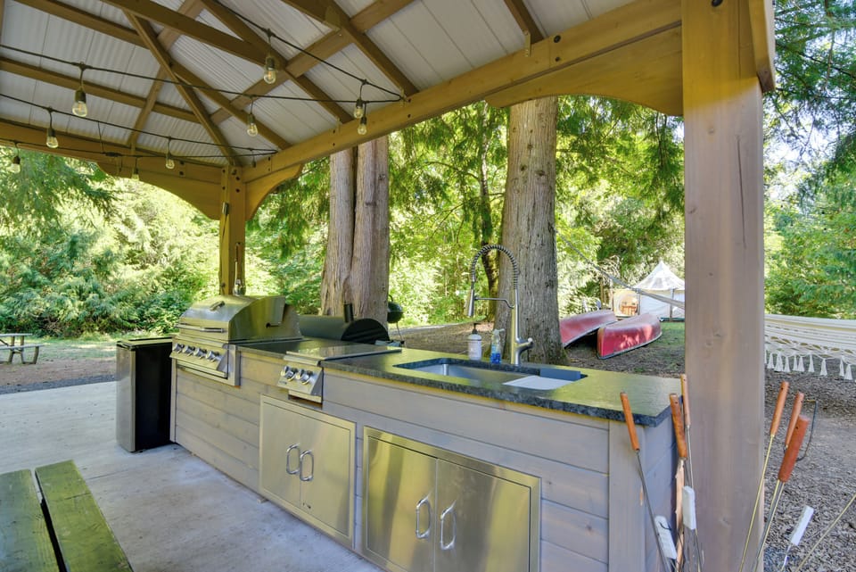 Outdoor Kitchen | Gas Grill