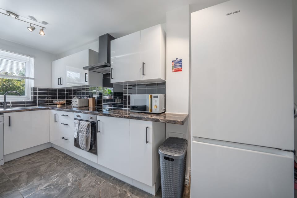 Kitchen with Fridge Freezer