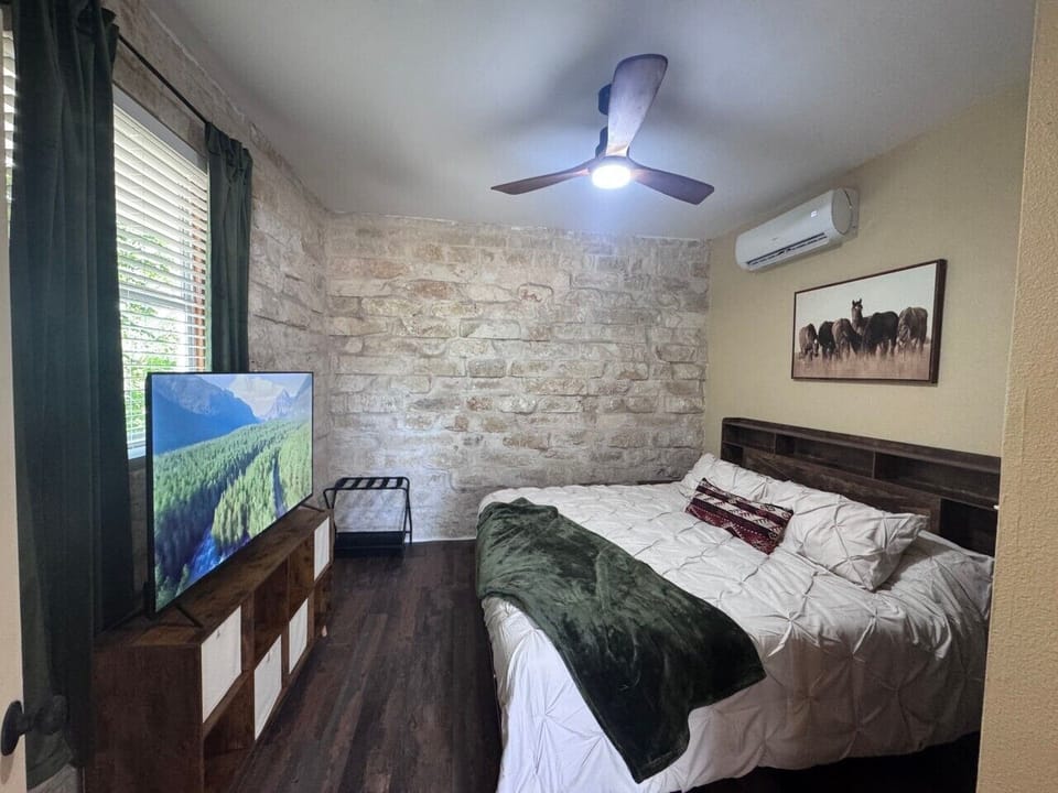 King Bedroom