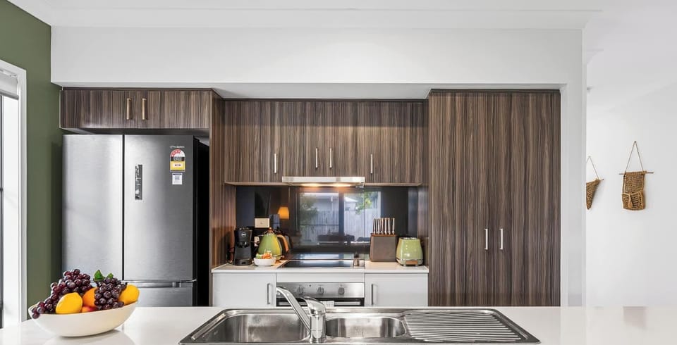 Family size fridge freezer with double doors