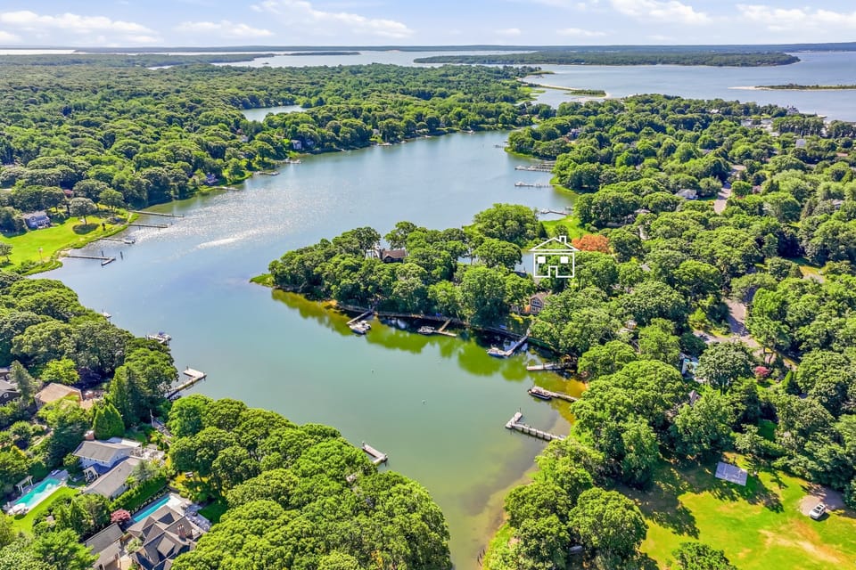 A peaceful Menantic Creek setting on Shelter Island.