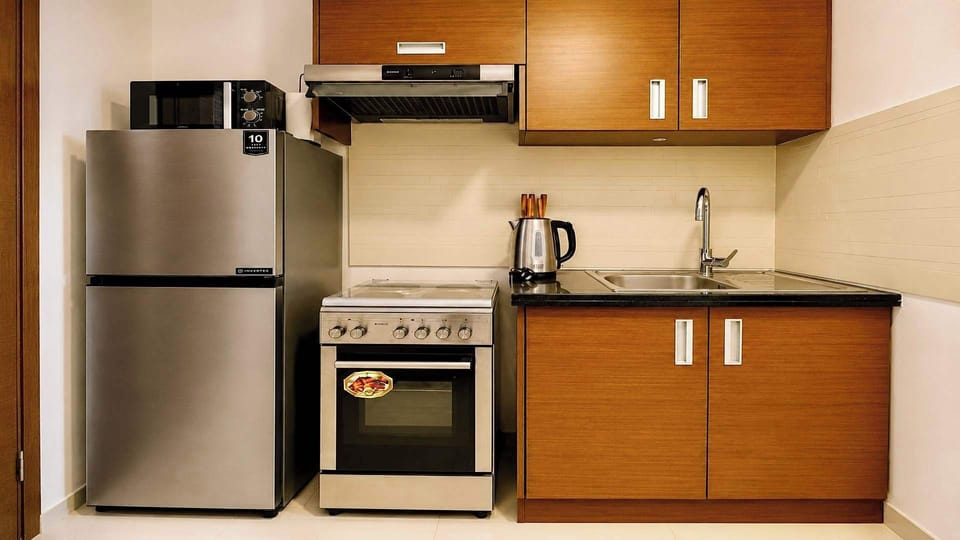 Fully equipped kitchen