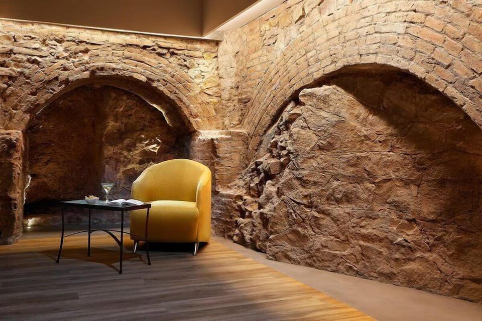 Lounge area