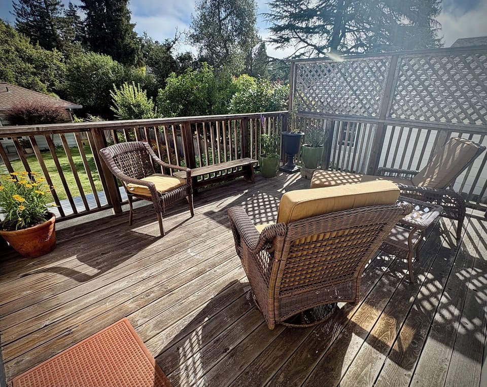 Enjoy morning coffee or an evening with a glass of wine on the peaceful deck.