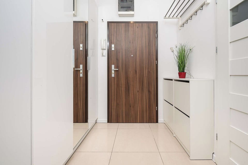 Entrance / Reception