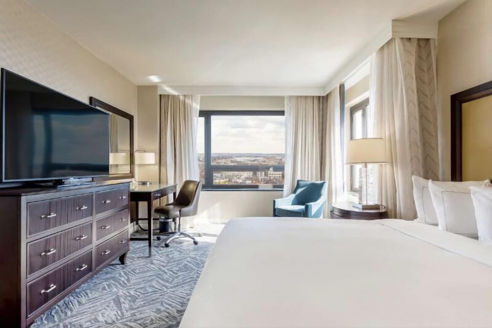 Sip coffee by the window and enjoy skyline daylight.