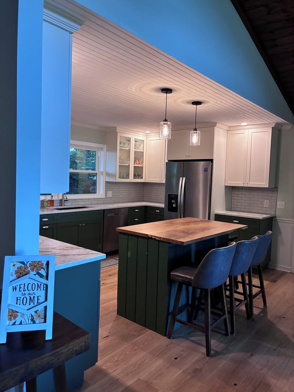 Completely renovated chefs kitchen.