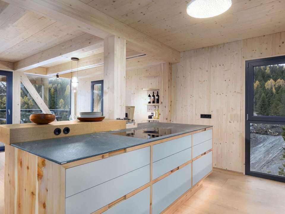 Wood, Flooring, Kitchen, Interior Design, Ceiling, Countertop, Floor, Hardwood, Wood Flooring, Plank