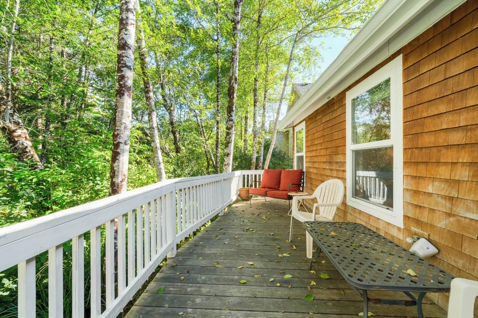 Settle into your private deck surrounded by tranquil birch trees. Let the natural canopy and fresh air become your peaceful retreat for morning coffee or unwinding after the day.