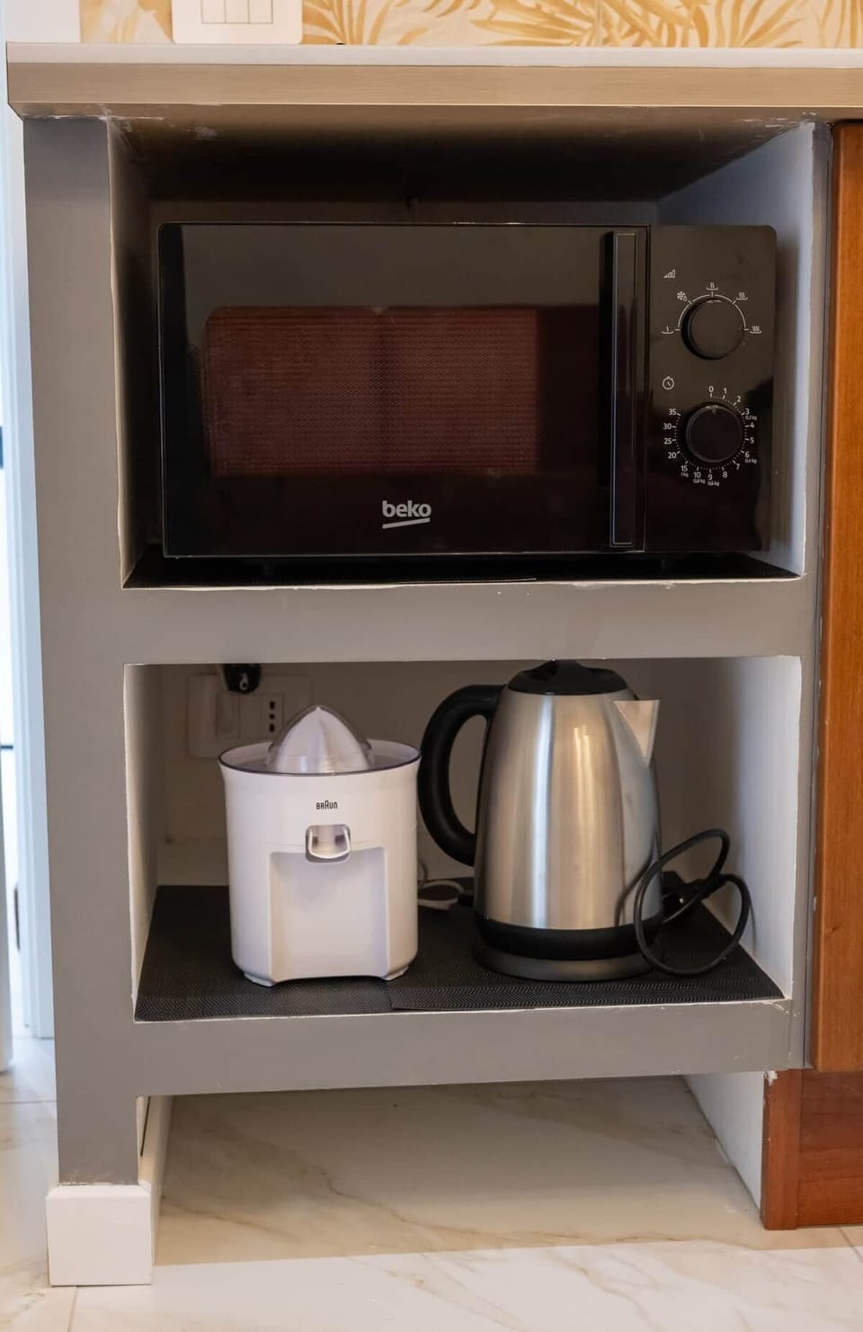 Microwave