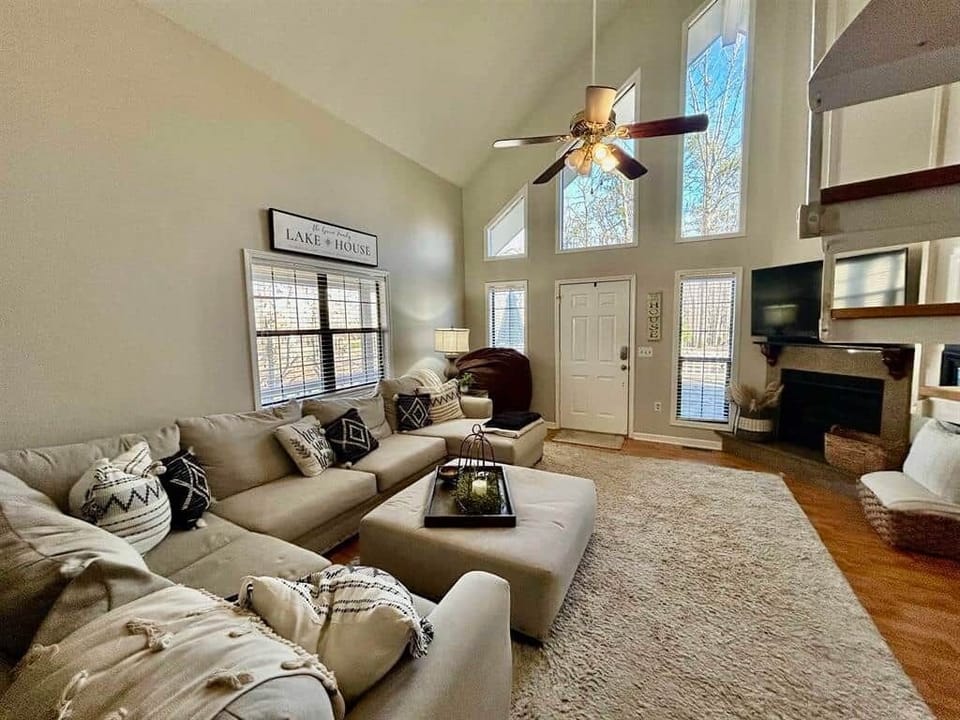 Living room 2