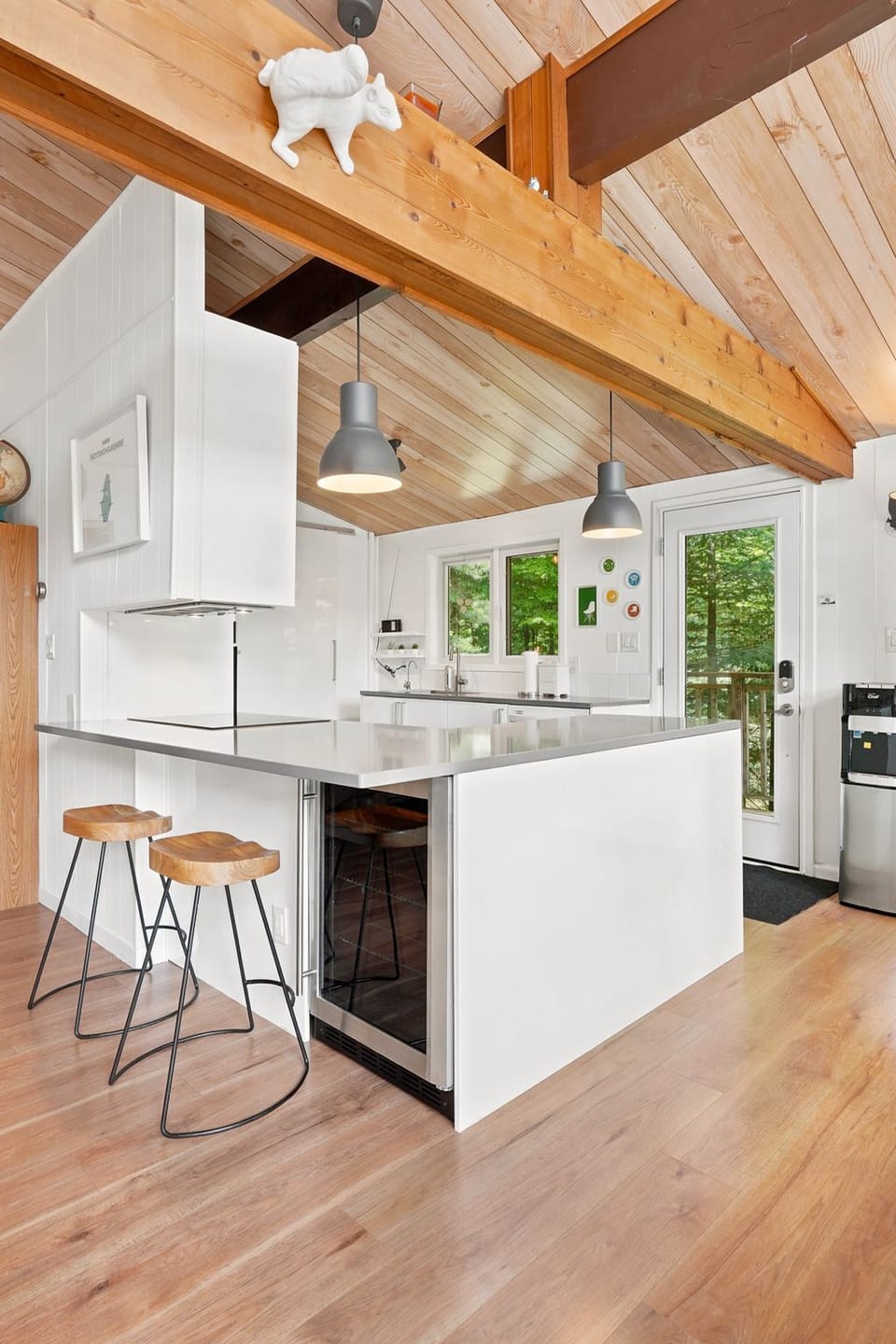 Spacious counters for easy meal prep.