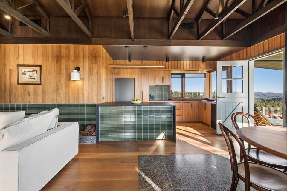Fully equipped kitchen with island bench
