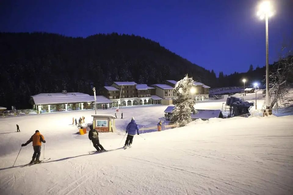 Snow and ski sports