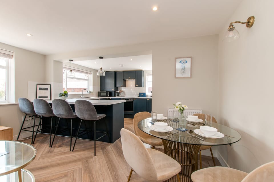 Kitchen / Living Room