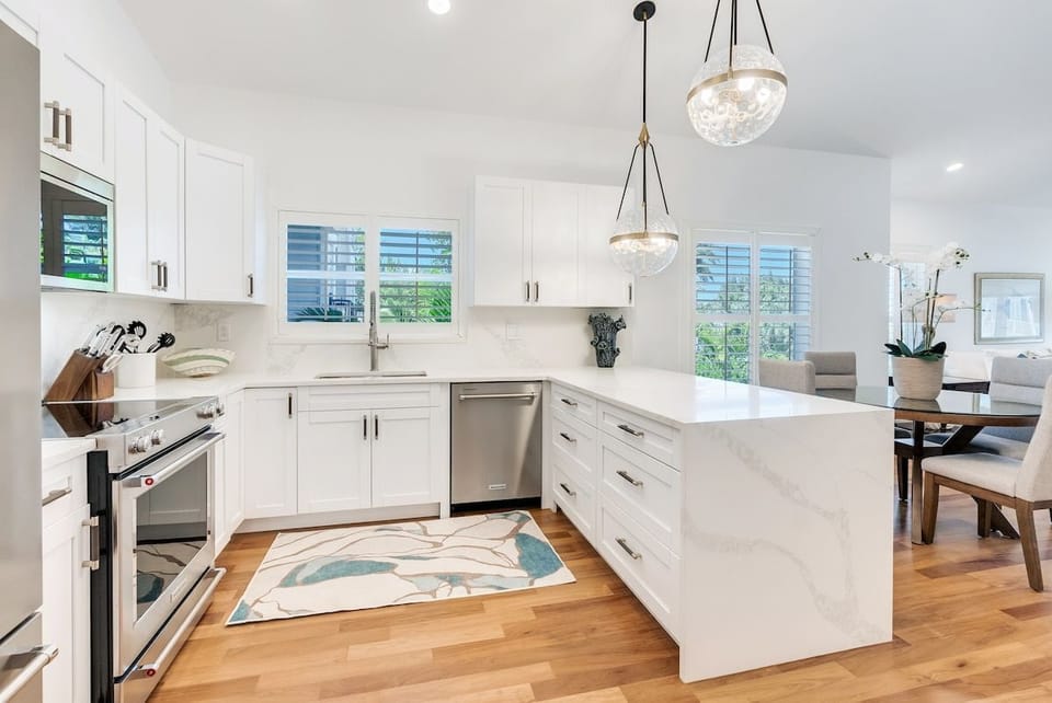A second dining area and kitchen offer more room to cook and eat.