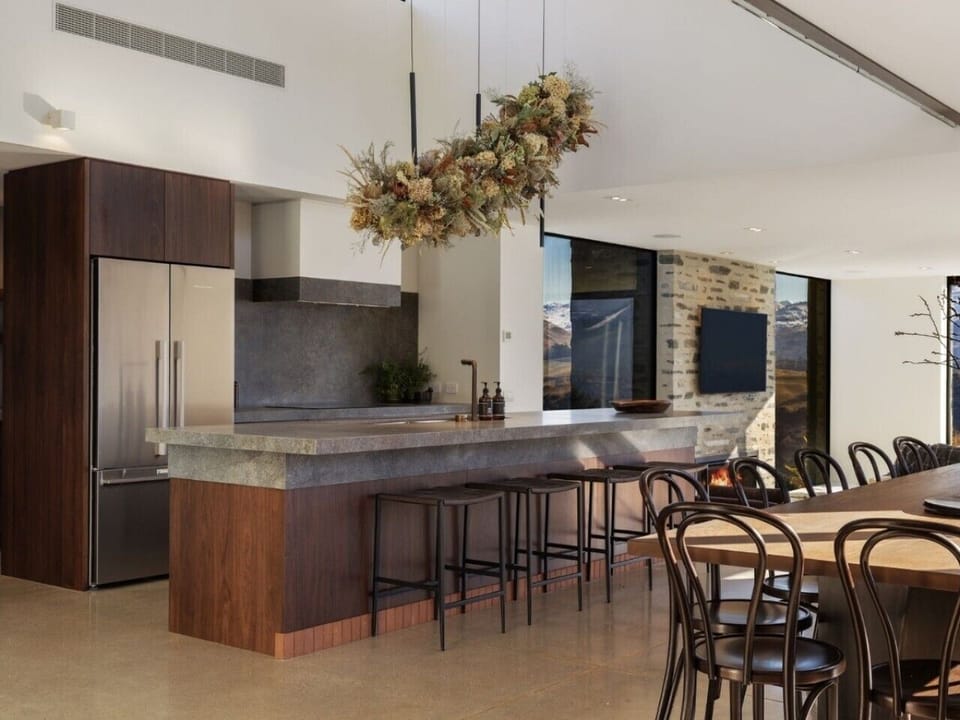 noa-by-the-lake-5-bed-gallery-06