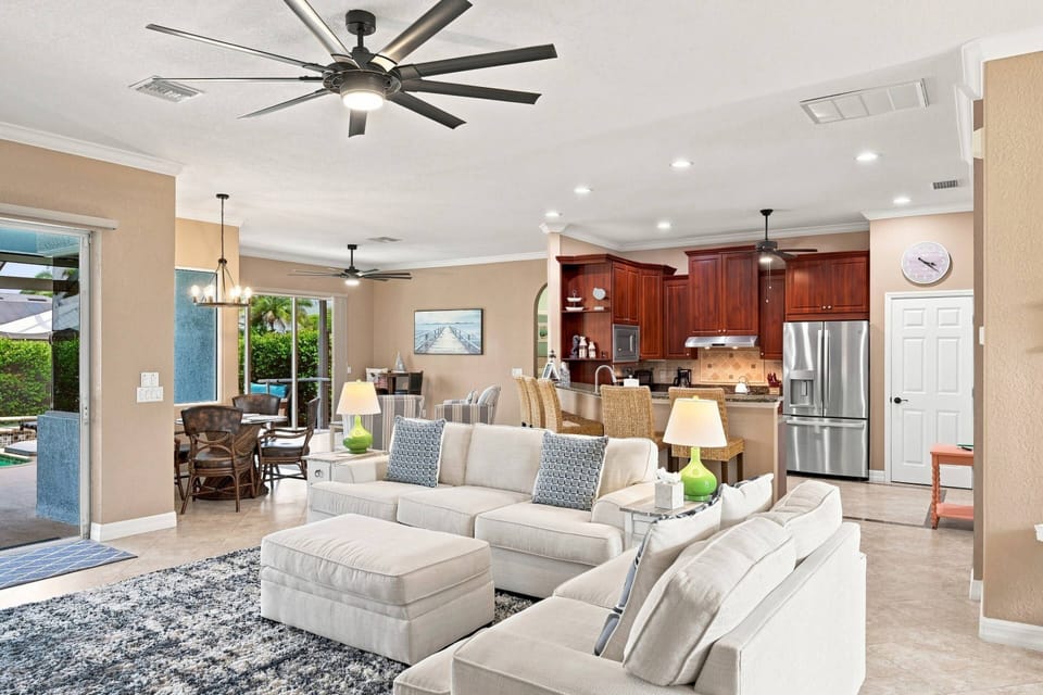 Whether you're preparing breakfast, watching TV, or catching up after a day of adventure, everyone stays connected in this bright, open living space.