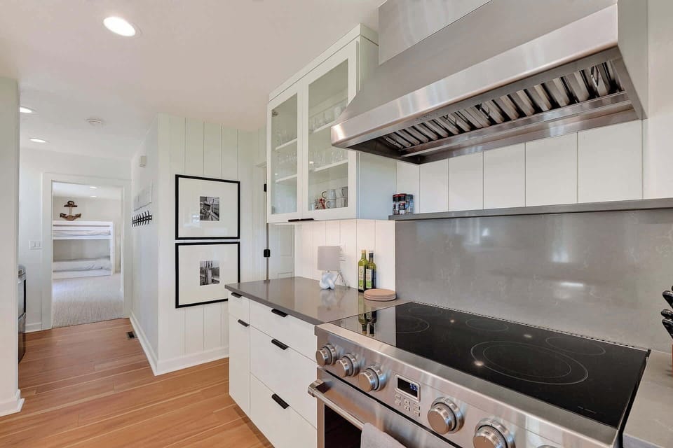 Chef's kitchen for all your cooking needs