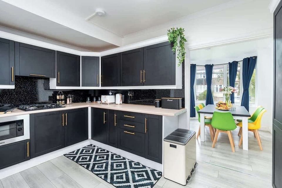A welcoming, cozy retreat featuring a fully equipped kitchen for all your culinary needs