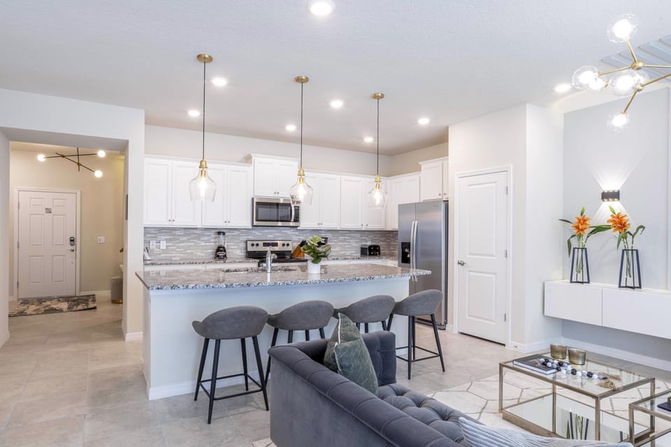 07-227JettyWay-windsorisland-1032