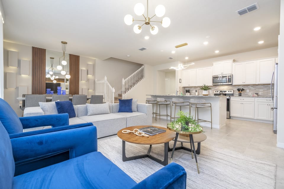 Open Floor Concept - Living & Dining