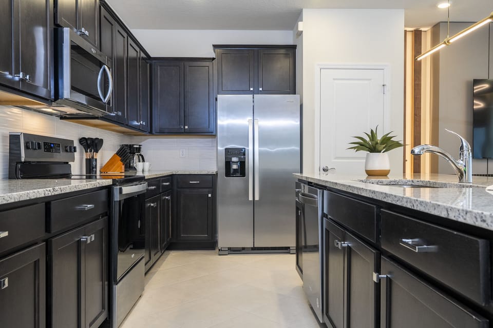 Fully equipped kitchen