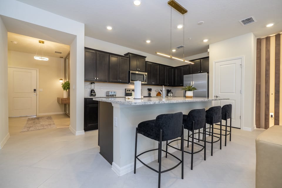 Fully equipped kitchen