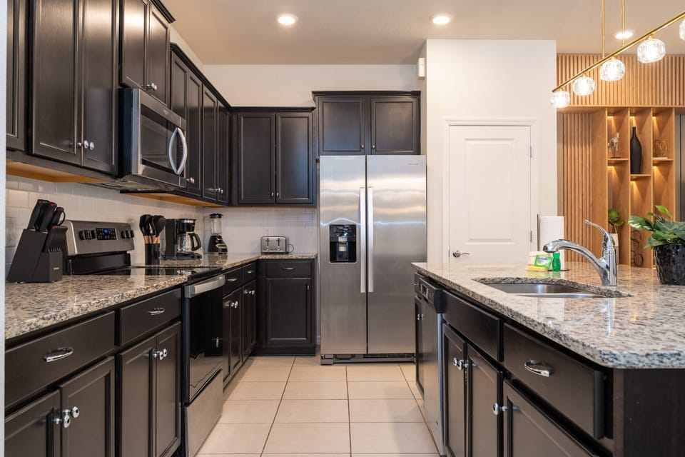 Open floor concept living & dining