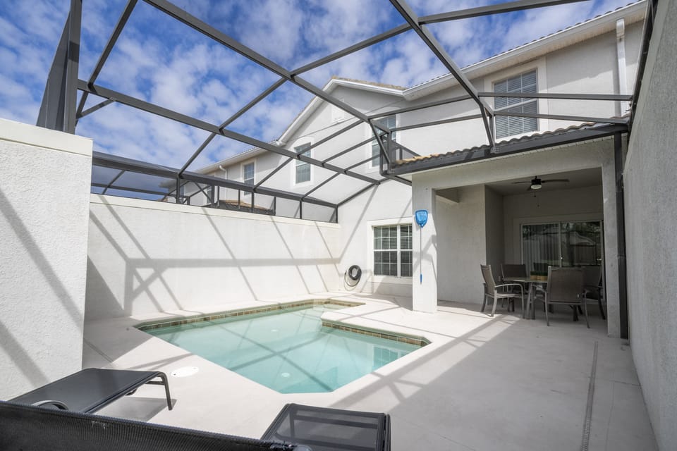 Private Pool
