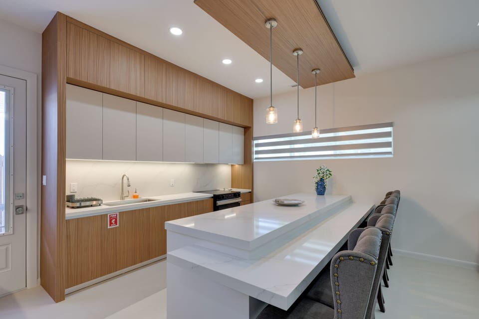 Kitchen | Refrigerator