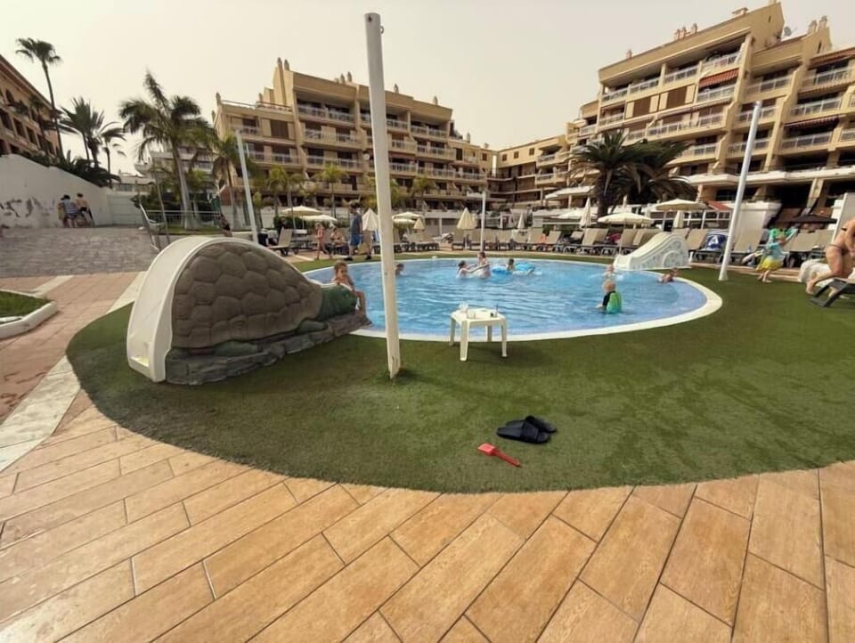 Children’s swimming pool