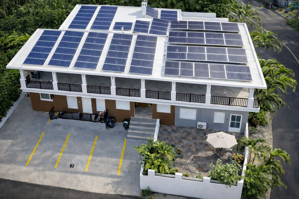 Welcome to The Rainforest House—an 8-unit property with free on-site parking and easy access to your apartment.
