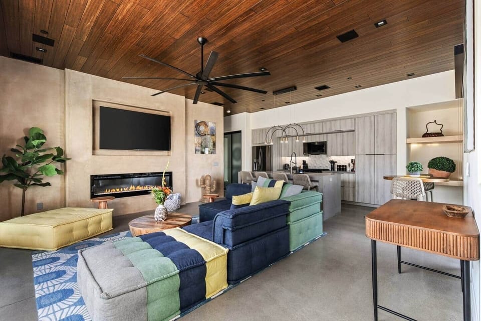Open floorplan brings the entire group together for making long lasting memories