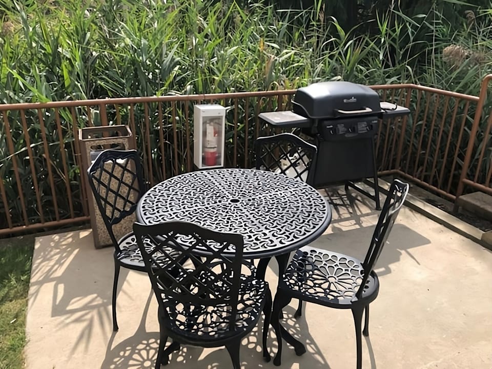 Savor evenings outside with patio seating and ready-to-grill BBQ.
