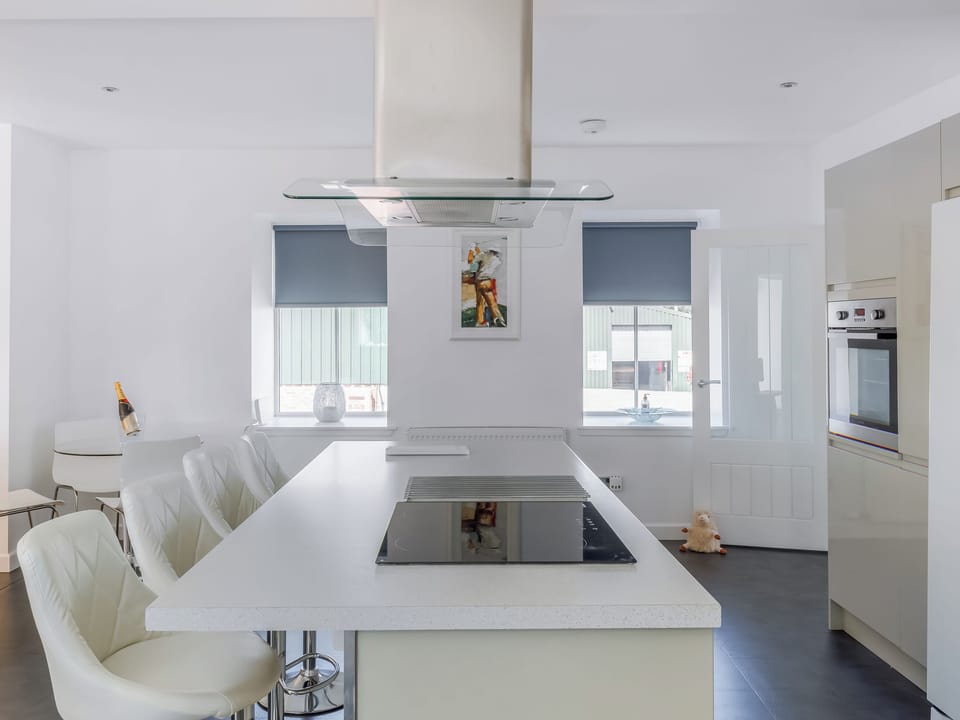 Kitchen | The Stables - Brickrow Farm, Auchincruive