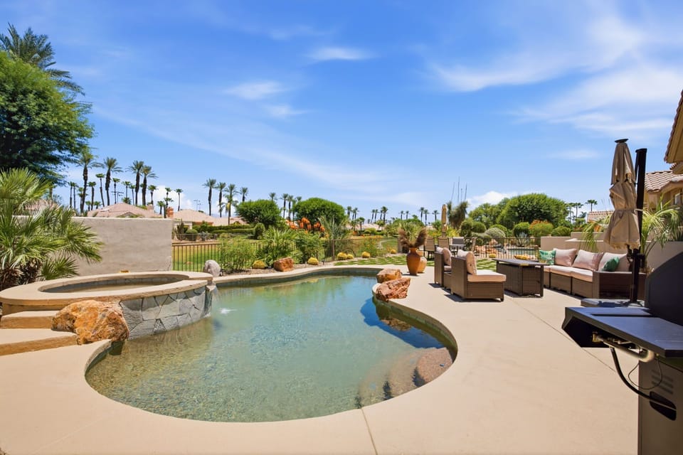 Private Pool and Spa